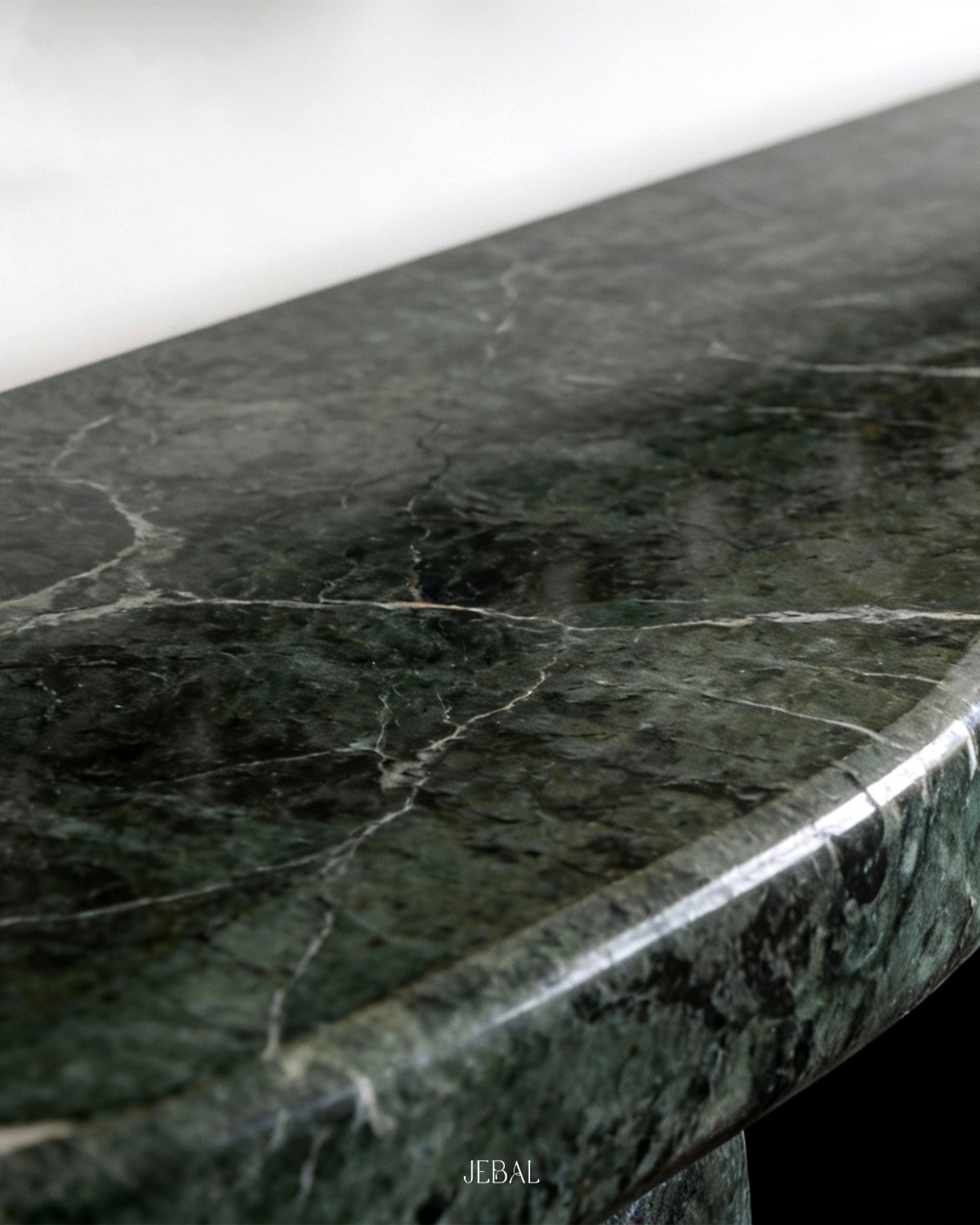 Green marble slab veining opened